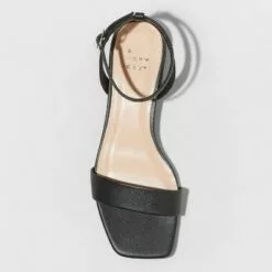 A New Day popular shop -A New Day popular shop unnamed file 3599