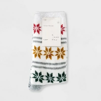 Women's Gradient Snowflake Double Lined Cozy Crew Socks - A New Day™ Ivory 4-10 3 Women's Gradient Snowflake Double Lined Cozy Crew Socks - A New Day™ Ivory 4-10