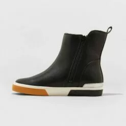 Women's Hattie High Top Fur Lined Sneakers - A New Day™ Black